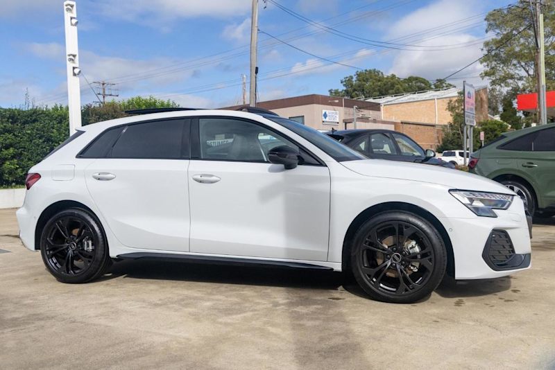 2025 Audi A3 8Y GY MY25 35 TFSI Sportback S Tronic S Line White 7 Speed Sports Automatic Dual Clutch62940490371842114