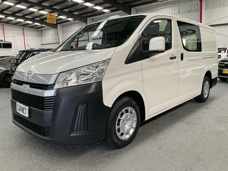 2022 Toyota HiAce GDH300R LWB (4 Door Option) White 6 Speed Auto Sequential Van62934707724034111