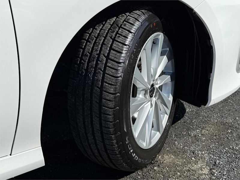 2022 Toyota Camry Axva70R Ascent White 8 Speed Automatic Sedan62935688543362112