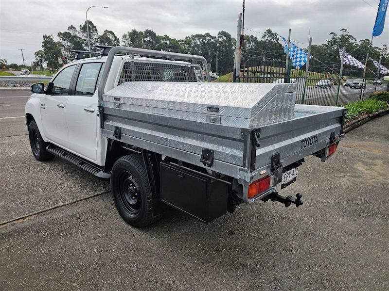 2017 Toyota Hilux GUN126R SR (4x4) White 6 Speed Manual Dual Cab Chassis62885350183170111