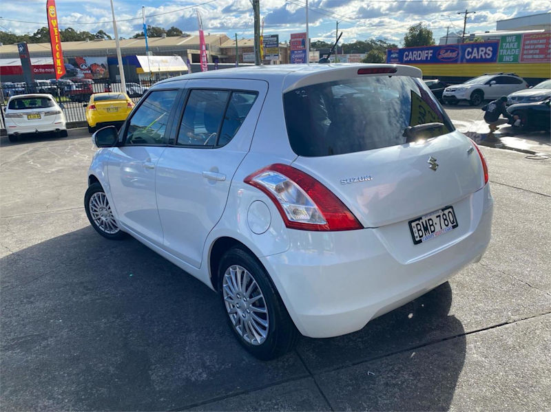 2014 Suzuki Swift FZ GL White 4 Speed Automatic Hatchback62933709182337114