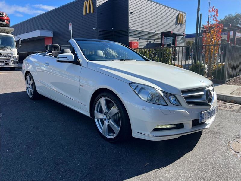 2011 Mercedes-Benz E-Class A207 E250 CDI BlueEFFICIENCY Avantgarde White 5 Speed Sports Automatic62937625052418111