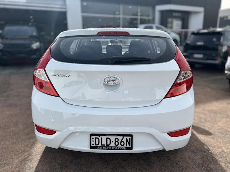 2016 Hyundai Accent RB4 MY16 Active White 6 Speed CVT Auto Sequential Hatchback62933713121666114