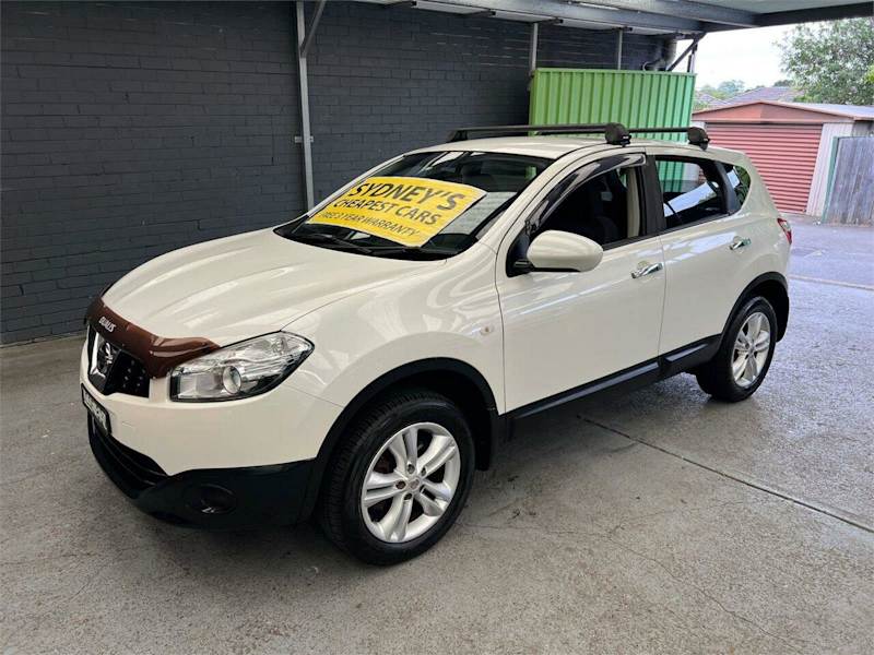 2013 Nissan Dualis J10W Series 4 MY13 ST Hatch 2WD White 6 Speed Manual Hatchback62934703169921114