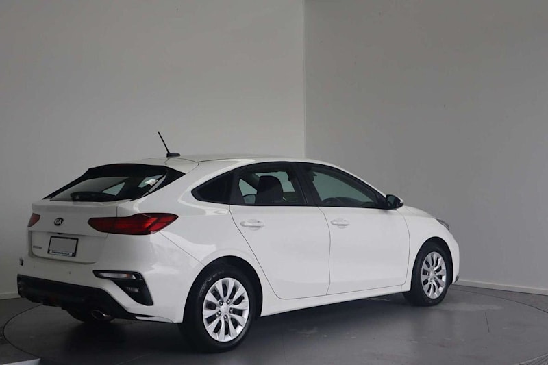 2020 Kia Cerato BD MY20 S White 6 Speed Sports Automatic Hatchback62939538133122114