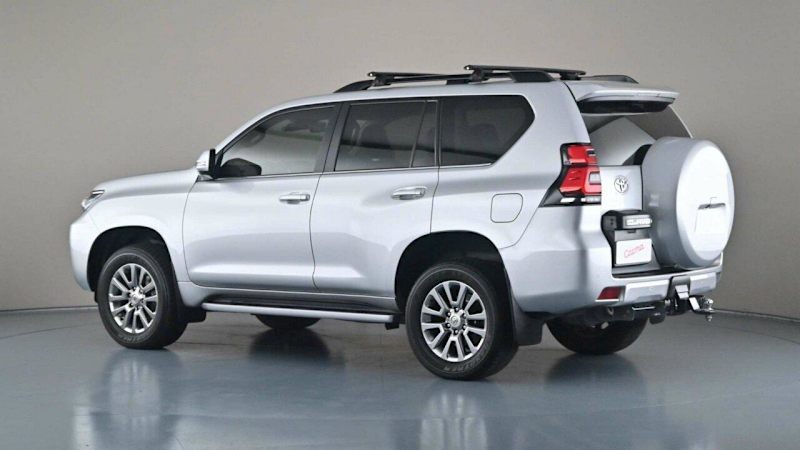 TOYOTA LANDCRUISER PRADO VX 202062882736828673113