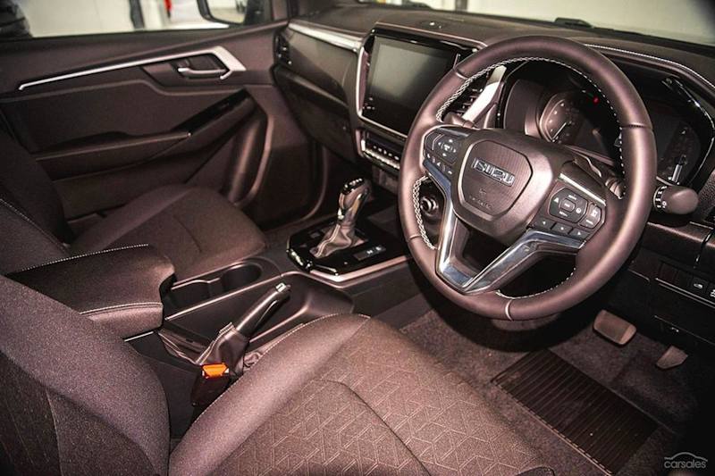 2025 Isuzu D-MAX RG MY24 LS-U Crew Cab Grey 6 Speed Sports Automatic Cab Chassis62882736409603114