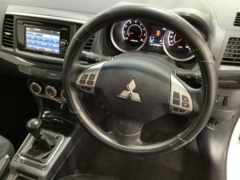 2014 Mitsubishi Lancer CJ MY14.5 GSR Sportback White 5 Speed Manual Hatchback62935686985731114