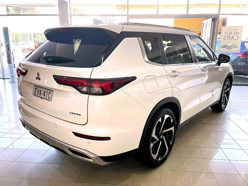 2022 Mitsubishi Outlander ZM MY22 Aspire 7 Seat (2WD) White Continuous Variable Wagon62937625777411114