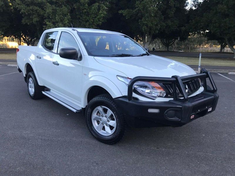 2016 Mitsubishi Triton MQ MY16 Upgrade GLX Plus (4x4) White 6 Speed Manual Dual Cab Utility62882766190083110