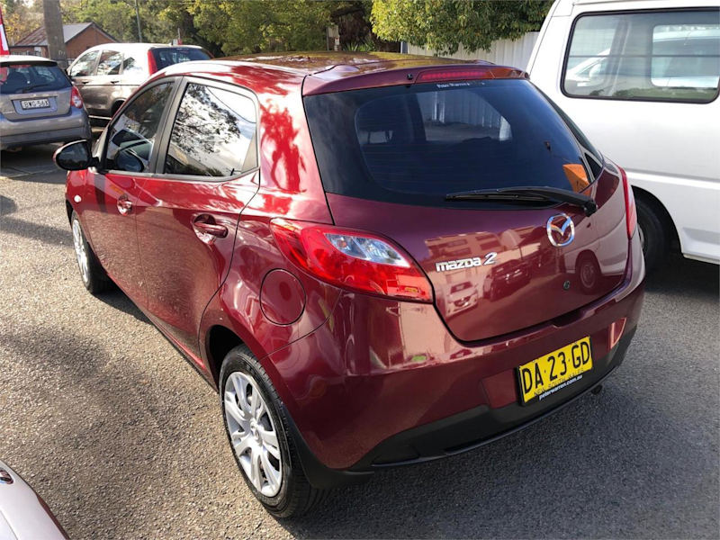 2011 Mazda 2 DE10Y1 MY11 Neo Red 5 Speed Manual Hatchback62932714725251112