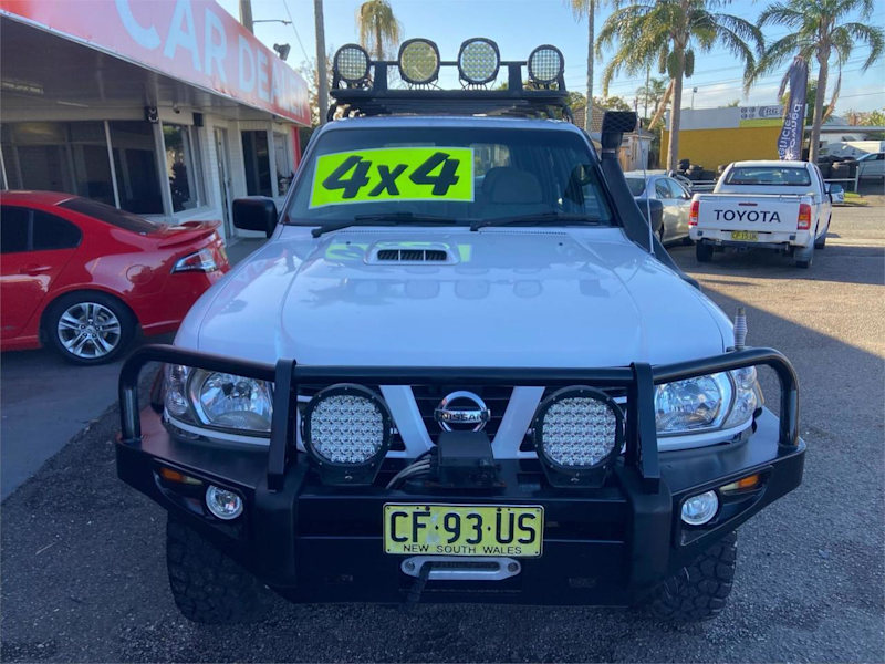 2002 Nissan Patrol GU III ST (4x4) White 5 Speed Manual Wagon62932714174850112