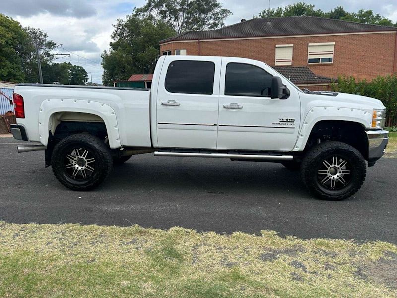 2012 Chevrolet Silverado 2500 White Automatic Dual Cab Utility62933708505090113