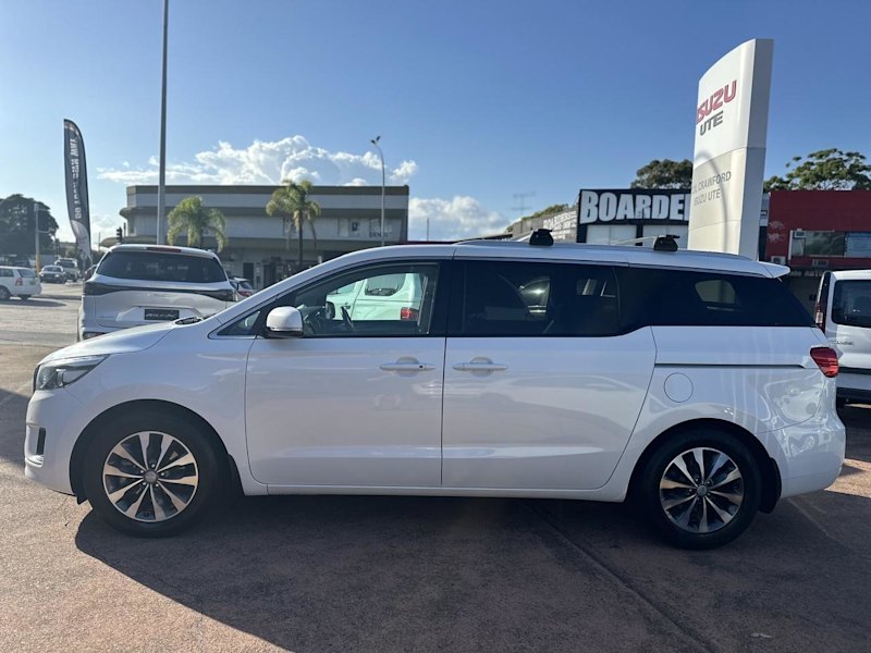 2018 Kia Carnival YP MY18 SLi White 6 Speed Automatic Wagon63437623052545113