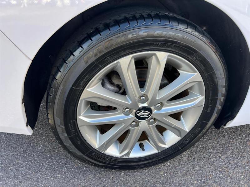 2014 Hyundai Elantra MD3 Elite White 6 Speed Sports Automatic Sedan62934695756675113
