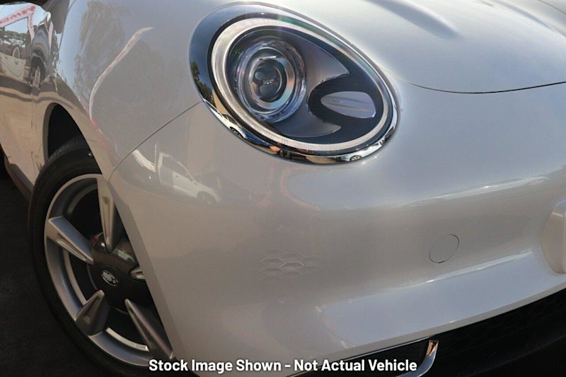 2025 GWM ORA ES11 Standard Range Hamilton White 1 Speed Reduction Gear Hatchback62936660376578111