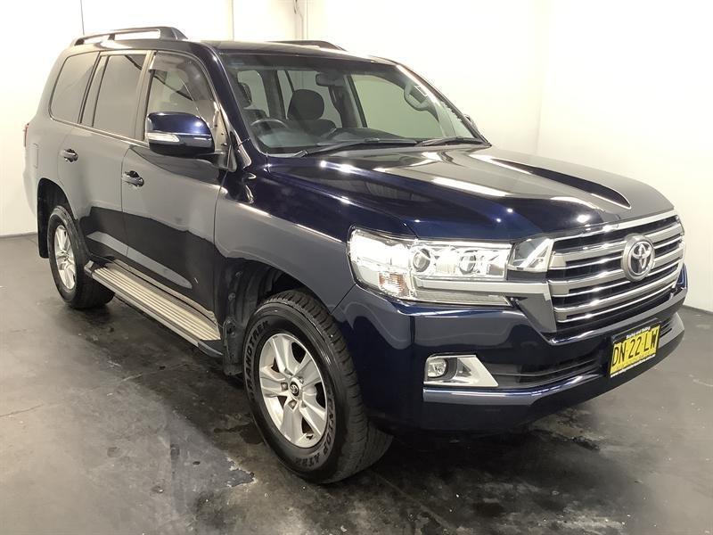 2017 Toyota Landcruiser URJ202R MY16 GXL (4x4) Onyx Blue 6 Speed Automatic Wagon62933712105091110