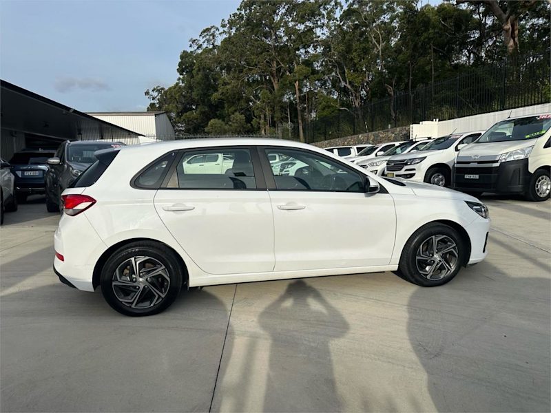 2021 Hyundai i30 PD.V4 MY21 White 6 Speed Automatic Hatchback62937623375874112