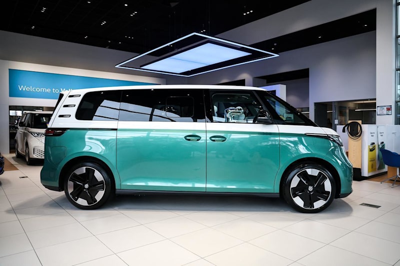 2025 Volkswagen ID. Buzz EB MY25 Pro LWB BEV560 Candy White/bay Leaf Green 1 Speed Automatic62882736997634112