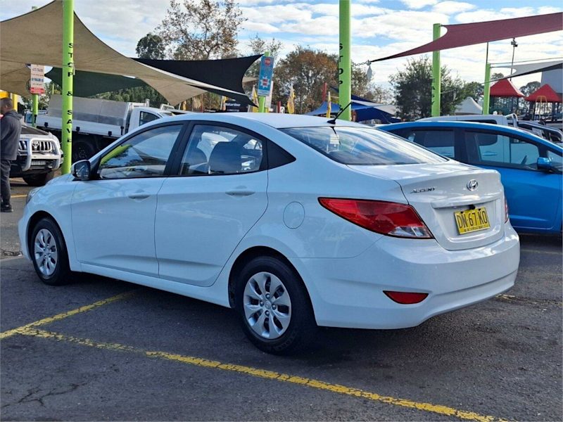 2015 Hyundai Accent RB2 MY15 Active White 6 Speed Manual Sedan62932715178754114