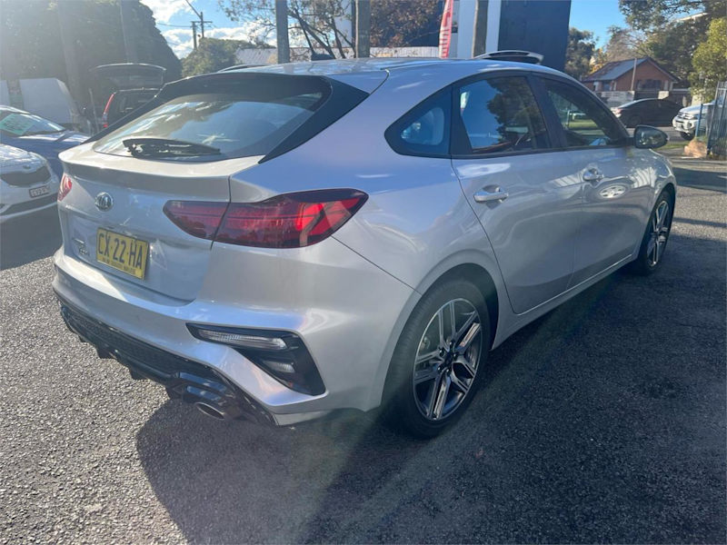 2018 Kia Cerato BD MY19 Sport Silver, Chrome 6 Speed Sports Automatic Hatchback62932712935170112