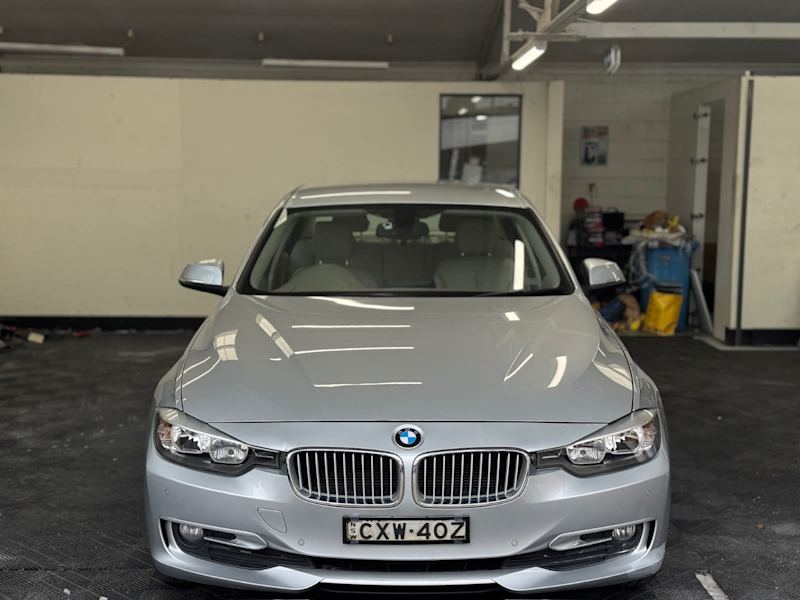 2012 BMW 3 20d MODERN LINE62933714048386111