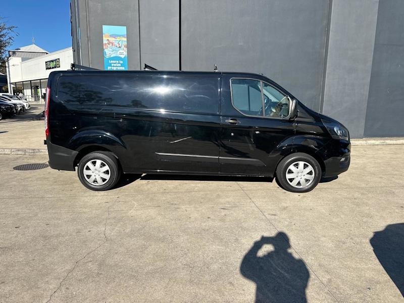 2018 Ford Transit Custom VN 2018.5MY 340L (Low Roof) Black 6 Speed Automatic Van62934703247618111