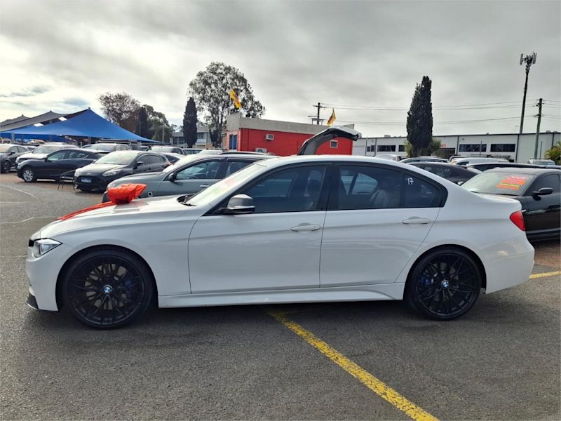 2013 BMW 3 Series F30 MY0813 328i M Sport Alpine White 8 Speed Sports Automatic Sedan62935693333889113
