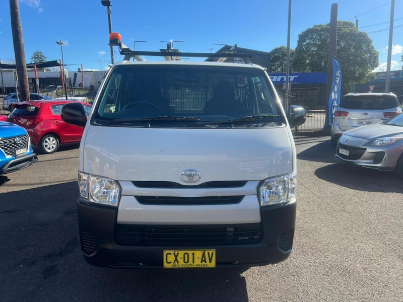 2017 TOYOTA HIACE LWB VAN, AUTOMATIC, DIESEL , REGO , WARRANTY, JUST SERVICED !!!62934705529730110