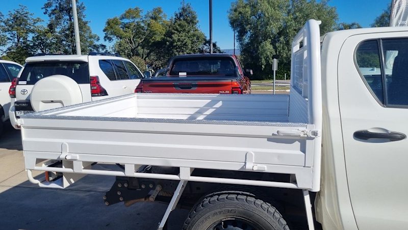 2019 Toyota Hilux (No Series) SR Glacier White 6 Speed Manual Dual Cab Chassis62935685835010114