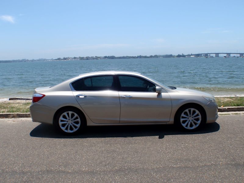 2013 HONDA ACCORD VTi-L62882772265218111