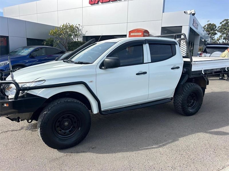 2016 Mitsubishi Triton MQ MY16 GLX Double Cab White 5 Speed Sports Automatic Utility62934700168450112