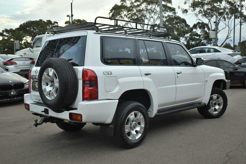 2008 Nissan Patrol GU 6 ST Wagon 7st 5dr Man 5sp 4x4 3.0DT [MY08] Polar White Manual Wagon62886406655106111