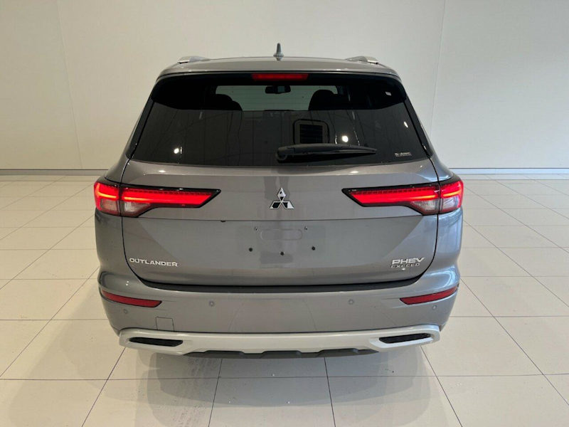2022 Mitsubishi Outlander ZM Exceed Titanium 1 Speed Automatic SUV62934702605443114
