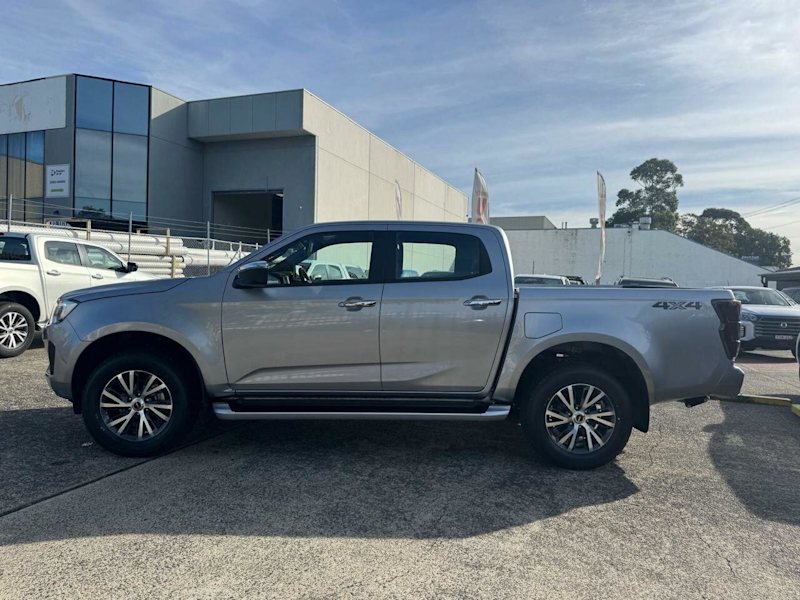 2025 Isuzu D-MAX RG MY24 LS-U+ Crew Cab Silver 6 Speed Sports Automatic Utility62886406297985113