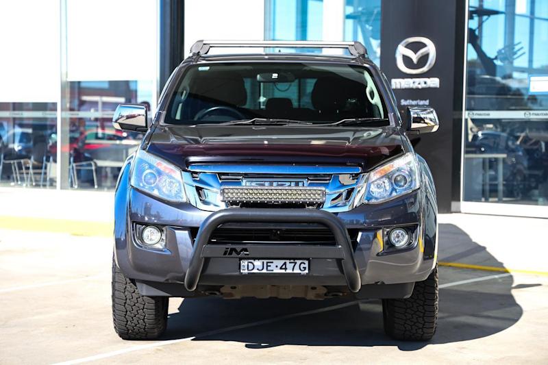2016 Isuzu D-MAX MY15.5 LS-U Crew Cab Grey 5 Speed Sports Automatic Utility62882767282050113