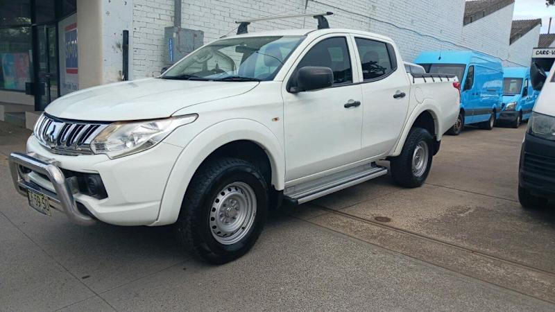 2015 Mitsubishi Triton MQ MY16 GLX (4x4) White 5 Speed Automatic Dual Cab Utility62937625143169114