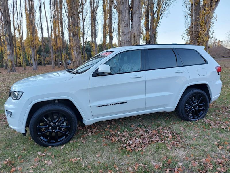 2021 JEEP GRAND CHEROKEE NIGHT EAGLE (4x4)62940490334337114
