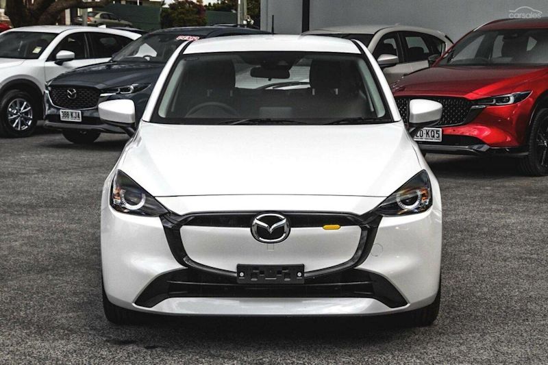 2024 Mazda 2 DJ2HAA G15 SKYACTIV-Drive Pure White 6 Speed Sports Automatic Hatchback62882739036163111