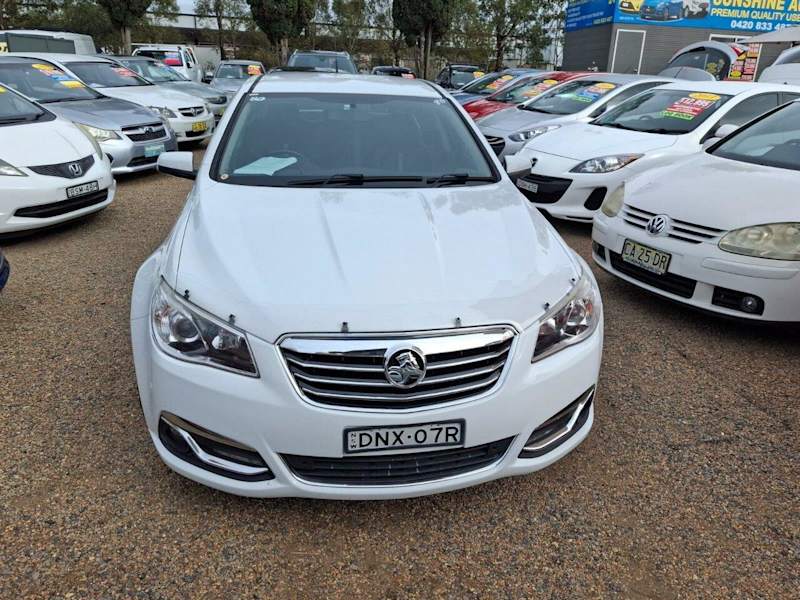 2017 Holden Calais VF II MY17 White 6 Speed Sports Automatic Sedan62936663556738111