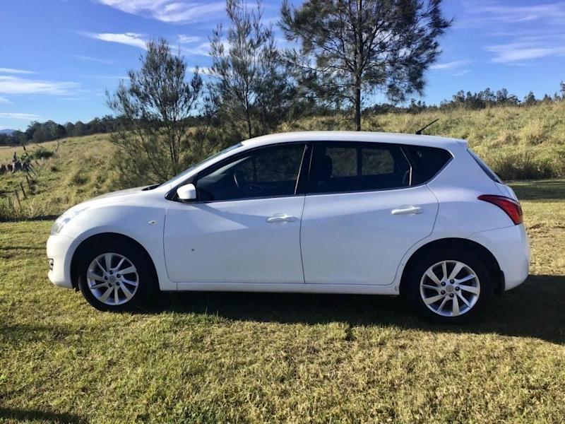 2015 NISSAN PULSAR ST B17--Located in MACKSVILLE on the NSW Mid-North Coast  between Port Macquarie 62935680594049113