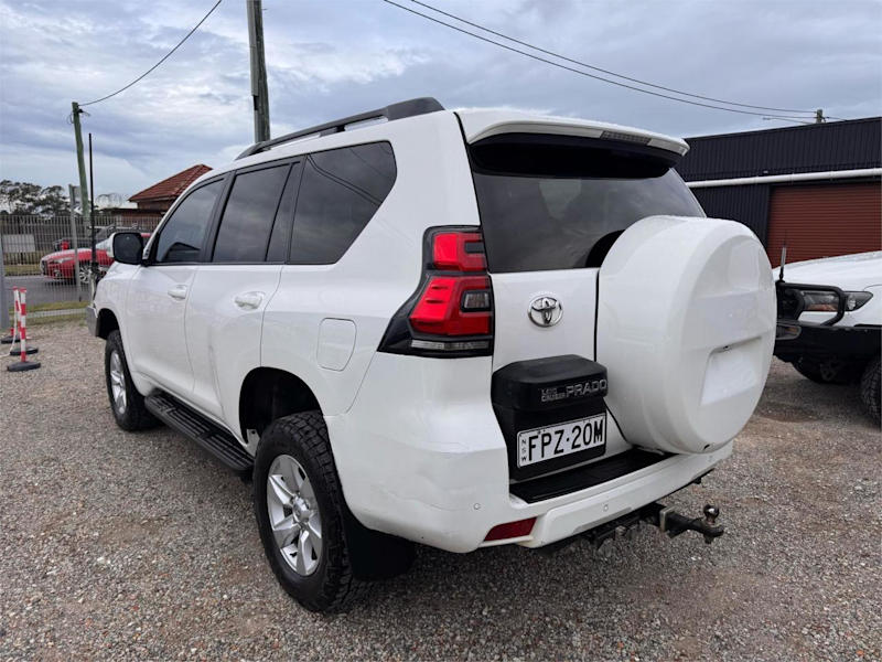 2017 Toyota Landcruiser Prado GDJ150R MY16 GXL (4x4) White 6 Speed Automatic Wagon62935690372610114
