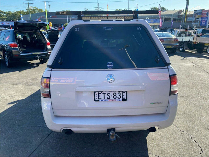 2011 Holden Commodore VE II MY12 Omega White 6 Speed Automatic Utility62882770666369113