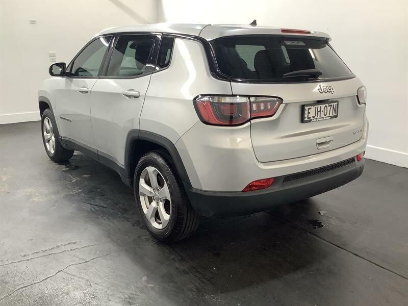 2018 Jeep Compass M6 MY18 Sport (FWD) Silver 6 Speed Manual Wagon62933710564994112