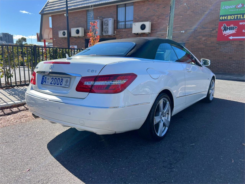2011 Mercedes-Benz E-Class A207 E250 CDI BlueEFFICIENCY Avantgarde White 5 Speed Sports Automatic62937625052418114