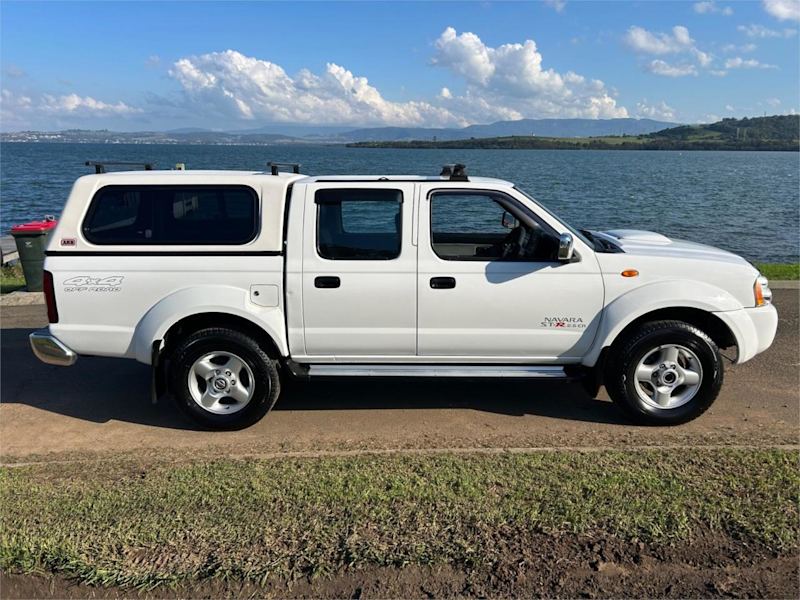 2014 Nissan Navara D22 Series 5 ST-R (4x4) White 5 Speed Manual Dual Cab Pick-up62882737950851111