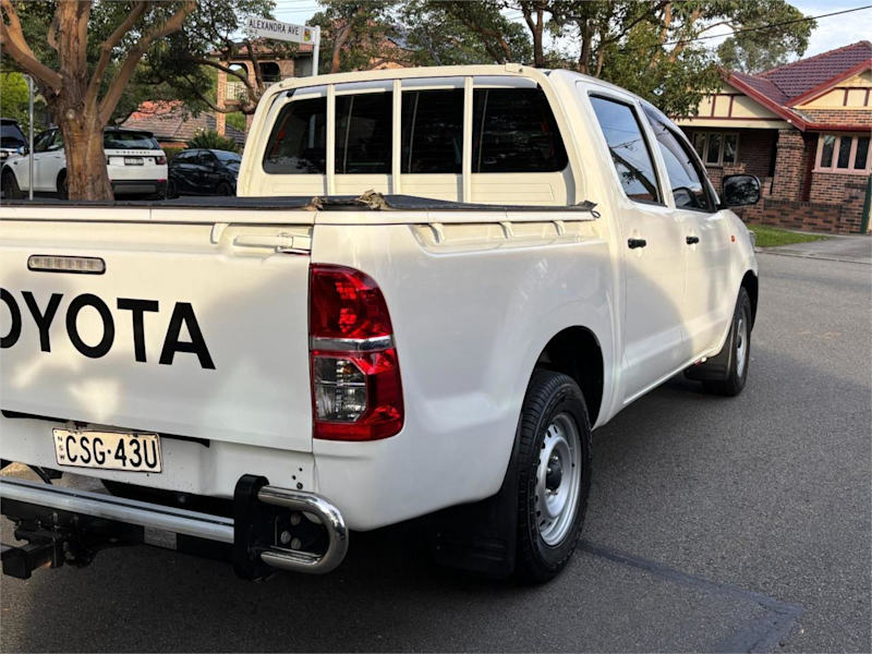 2014 Toyota Hilux TGN16R MY14 Workmate White 4 Speed Automatic Dual Cab Pick-up62937625355267112