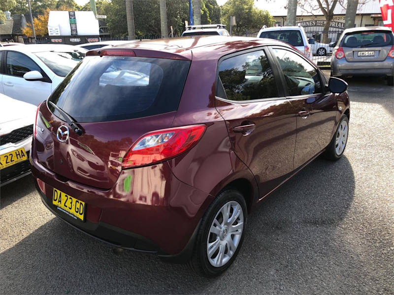 2011 Mazda 2 DE10Y1 MY11 Neo Red 5 Speed Manual Hatchback62932714725251111