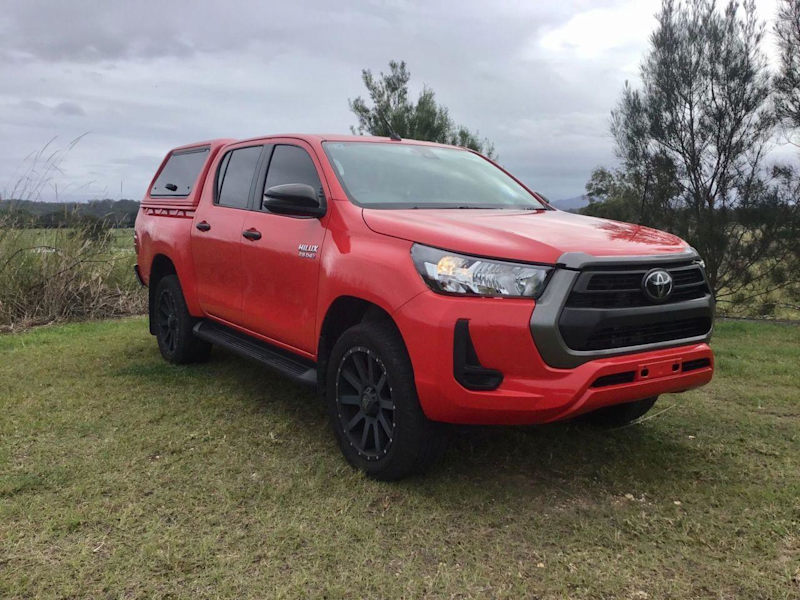 2021 TOYOTA HILUX SR (4x4) GUN126R--Located in MACKSVILLE on the NSW Mid-North Coast  between Port M62935680196227113
