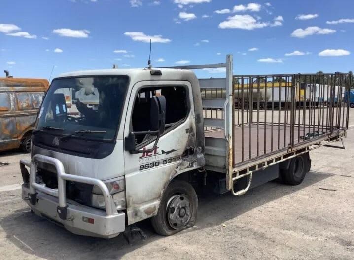 Mitsubishi Canter Table Top 2009 wrecking now.#MCTT116562882736521474111